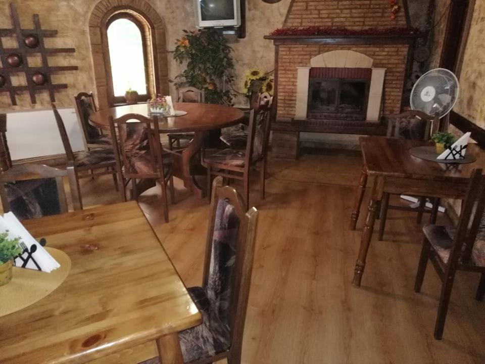 Хотел Омега Stara Zagora Buitenkant foto